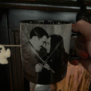 ☕️💀 Gomez & Morticia Addams Mug 💀☕️